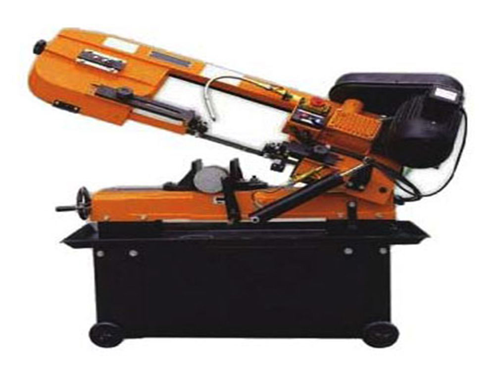 Bandsaw Machine